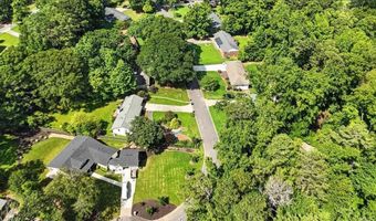 184 Cold Creek Dr, Alpharetta, GA 30009