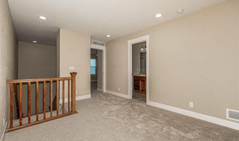 8482 Parkland St, Broomfield, CO 80021