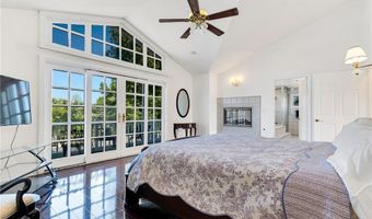 7029 Arizona Ave, Los Angeles, CA 90045