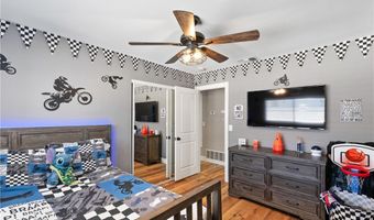 33127 Camelot Dr, Yucaipa, CA 92399
