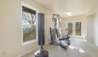 6 River Bluff Ct, Augusta, MO 63332