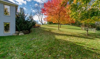 2357 Grand Valley Dr NE, Ada, MI 49301