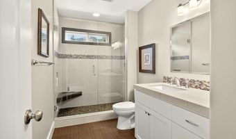 161 Sunnyview Dr, Ashland, OR 97520