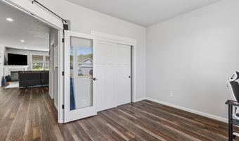 2988 NE Clearwater Dr, Albany, OR 97321