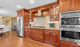 77 Shore Rd, Amityville, NY 11701