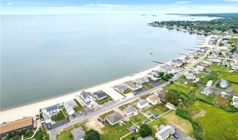8 Belaire Mnr, Old Saybrook, CT 06475