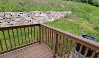 19 Oak Meadows Dr 19, Brookfield, CT 06804