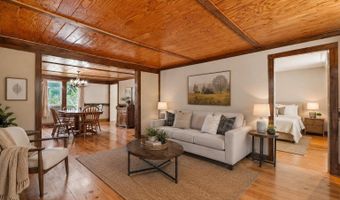 579 38th St, Allegan, MI 49010