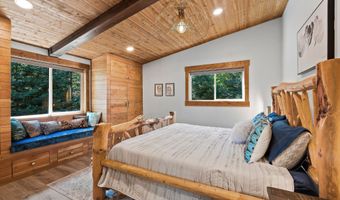 17562 W Swan Shores Rd, Bigfork, MT 59911