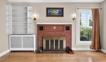 420 French St, Bangor, ME 04401
