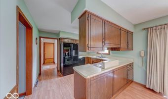 1715 Towe String Rd, Indianapolis, IN 46217