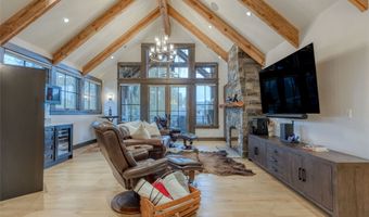 30 Bear Dance Vlg, Bigfork, MT 59911