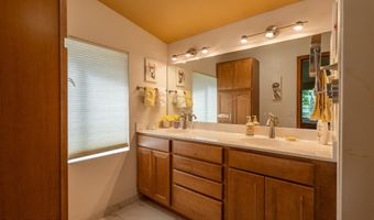 17532 E Bannock Dr, Bayview, ID 83803