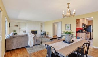 224 Forest Ln, Bellingham, WA 98225