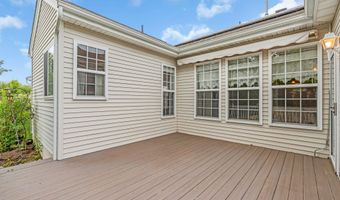 5 Minot Light Ct, Barnegat, NJ 08005