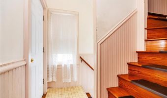 117 Orchard St, East Providence, RI 02914