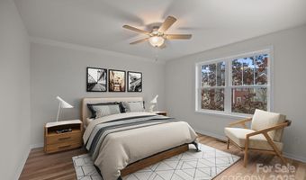 7 Berry Crest Ln, Arden, NC 28704