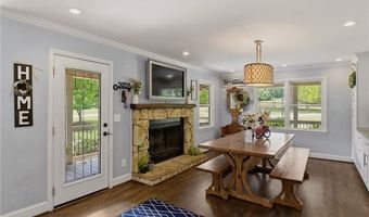 122 Helleri Cir, Advance, NC 27006