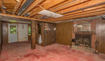 1317 Suffield St, Agawam, MA 01001
