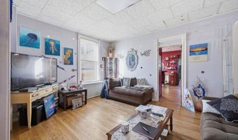 318 Front St, White, NJ 07823