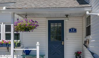 12 Cherry St, Bath, ME 04530