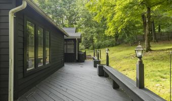 46 E Pond Lilly Rd, Ancram, NY 12502