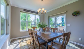 3028 Canterbury Ct, Albany, OH 45710