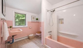 47 Chase Rd, Baileyville, ME 04694