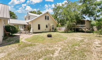 19 E KENDALL Blvd, Avon Park, FL 33825