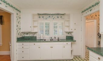 120 Nightingale St, Barnwell, SC 29812