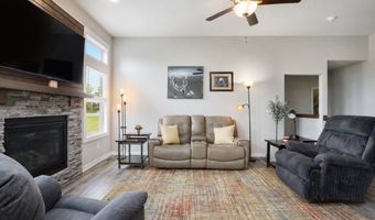 1300 S 10th St, Adel, IA 50003