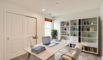 835-2 Dipper Ln, Aurora, OH 44202