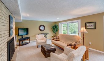 5498 Jan Dr, Fitchburg, WI 53711