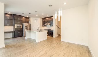 3855 S MCQUEEN Rd 39, Chandler, AZ 85286