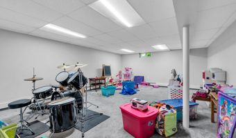 1108 Anchor Ave, Beachwood, NJ 08722