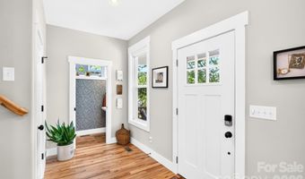82 Frances St, Asheville, NC 28806