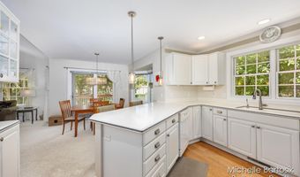6404 Winter Run Dr SE, Ada, MI 49301