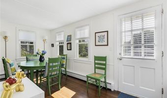 7 Pleasant Vw, Jamestown, RI 02835
