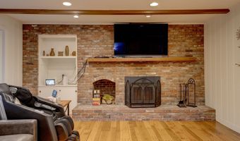 49 Beverly Dr, Avon, CT 06001