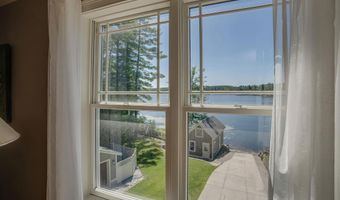 11 Clark Island Rd, Amherst, NH 03031