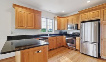 752 Matthews St, Bristol, CT 06010