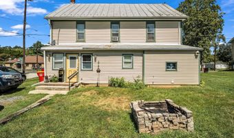 2 E MAIN St, Carlisle, PA 17015