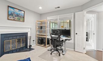 5713 BREWER HOUSE Cir #302, Rockville, MD 20852