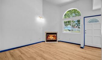 217 E Commonwealth Ave F, Alhambra, CA 91801
