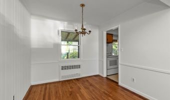 65 Grant Ave, Albertson, NY 11507