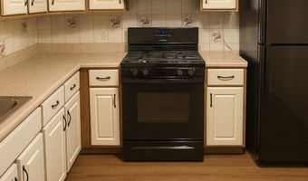 293 Gloucester Ct, Aberdeen, NJ 07747