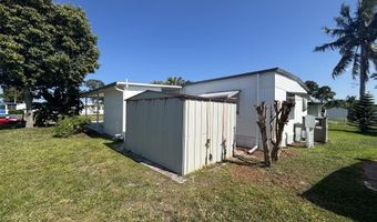 6445 Cypress Ln, Atlantis, FL 33462