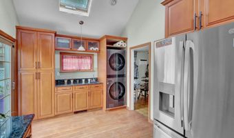 64 Hamilton St, Amityville, NY 11701