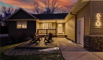 820 Rusty Ct, Altoona, WI 54720