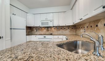 17018 Planters Row, Addison, TX 75001